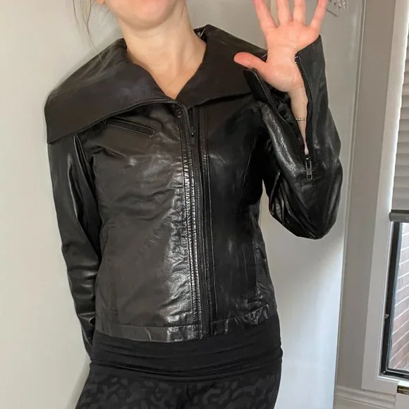 Kenneth Cole Leather Jacket - Picture 7 of 9